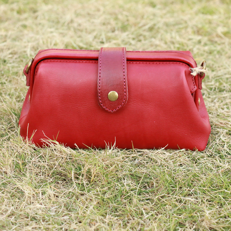 Vegetable-Tanned Retro Leather Bag