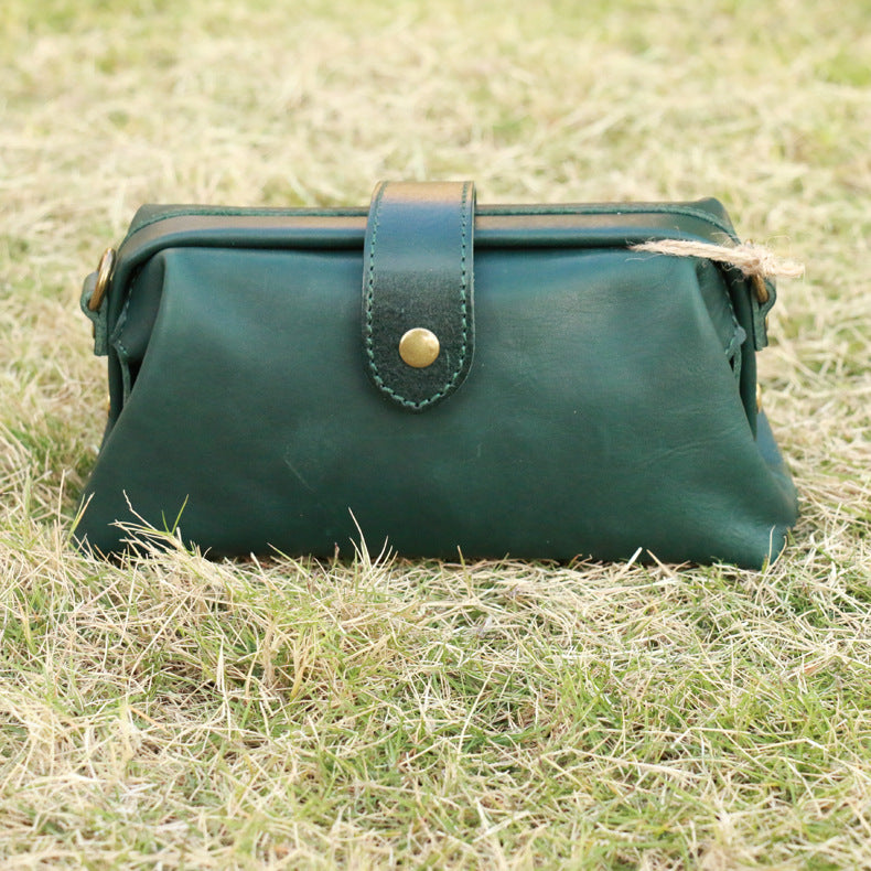 Vegetable-Tanned Retro Leather Bag